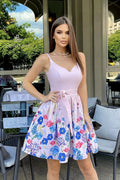 Robe de cocktail élégante fleurs teintées décolleté cœur bretelles fines polyester viscose tailles 32-38