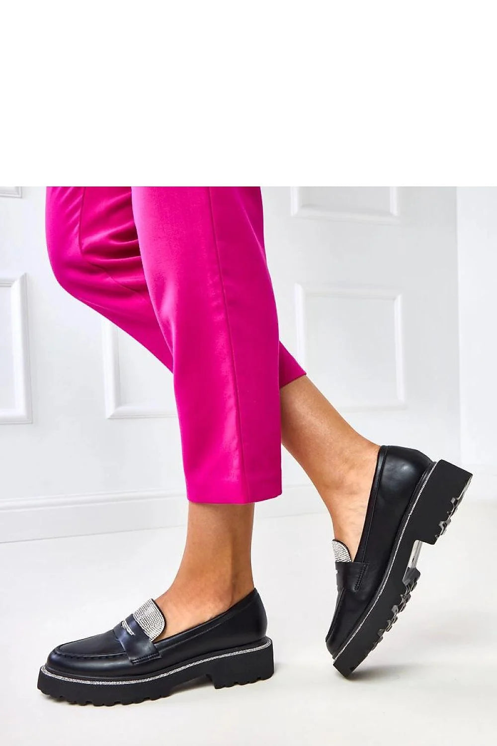 mocassins femme noir similicuir qualité supérieure plateforme chunky semelle crantée épaisse talon petit enfilage facile ornements zircone strass élégant féminin