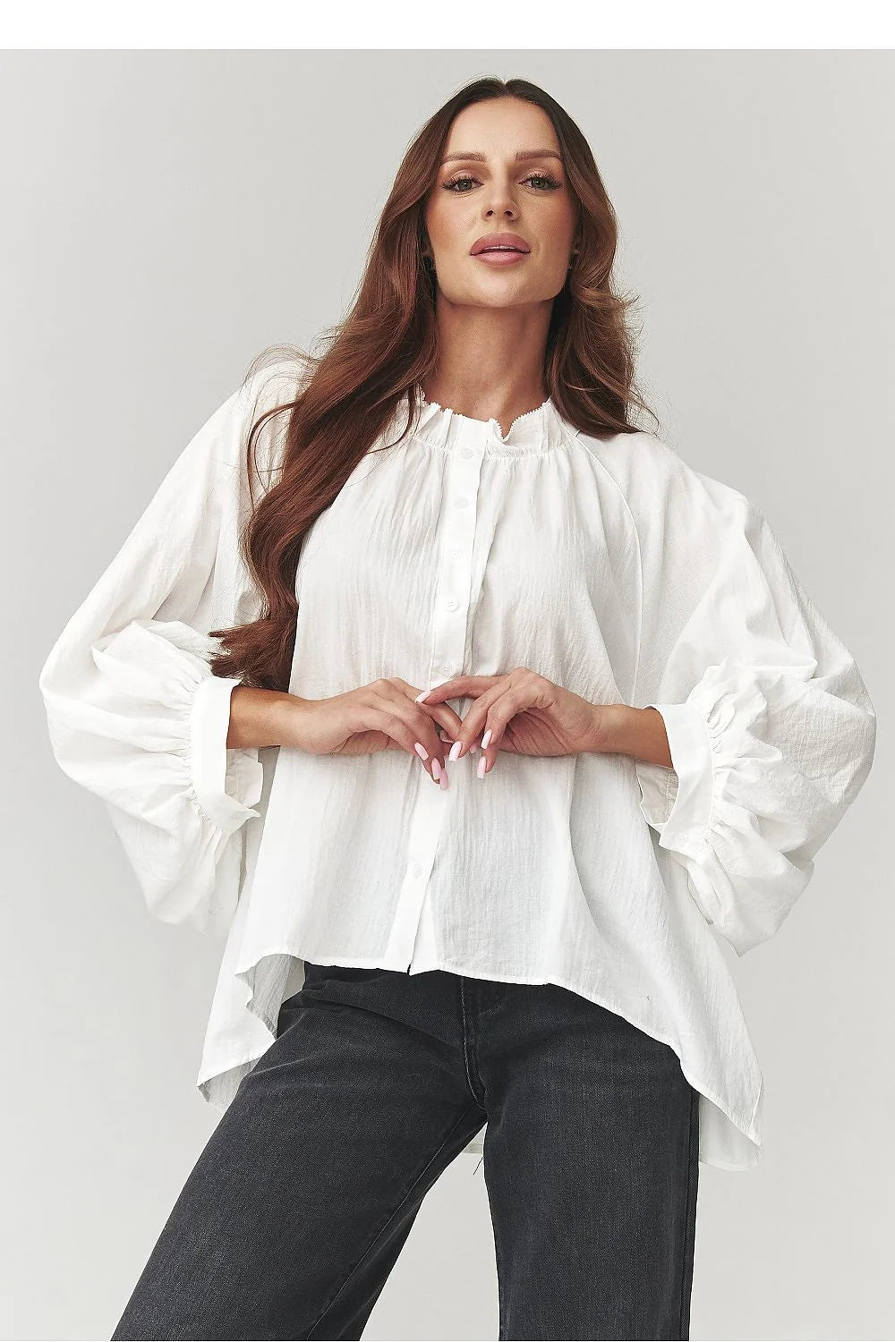 chemise femme oversize bohème chic coton lin léger aéré manches ballon poignets froncés col rond boutonnage ourlet asymétrique dos long