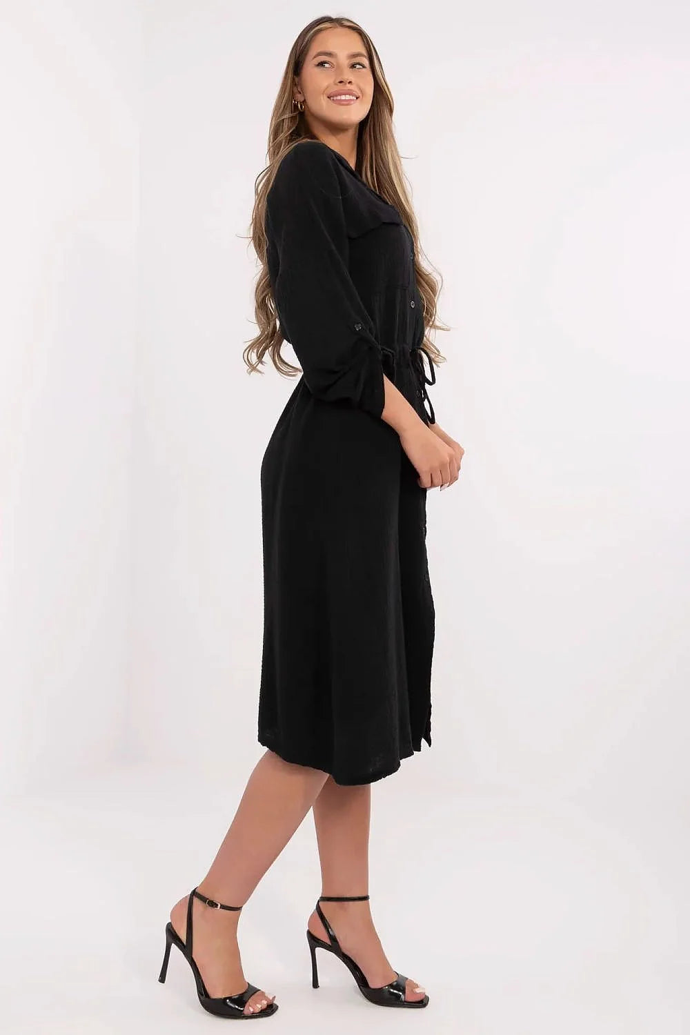 Robe élégante pour femme en tissu fluide noir manches longues ceinture intégrée poches buste