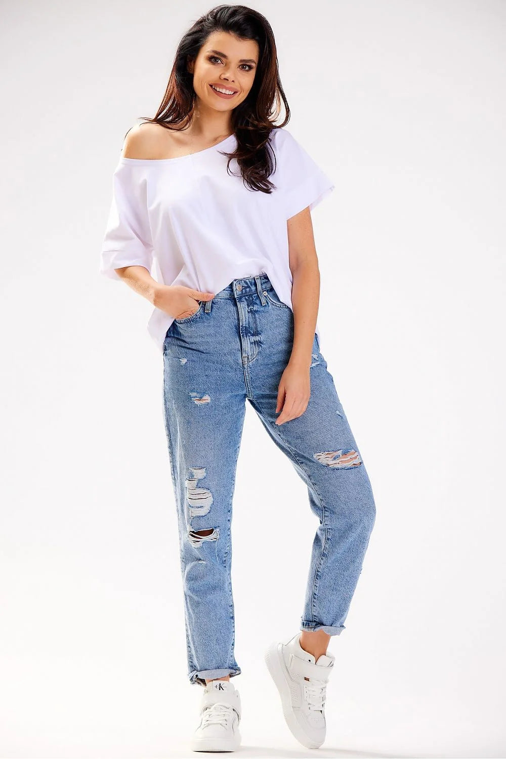 Chemisier Infinite You femme style décontracté coupe ample matériau coton Lycra blanc denim bleu ciel occasions casual
