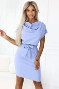 Robe de jour élégante Numoco bleu lavande coupe cintrée ceinture manches courtes décolleté V femme