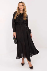 robe longue noire évasée fluide mousseline lyocell polyester doublée ceinture nouée taille marquée épaulettes manches longues poignets élastiqués encolure nouée