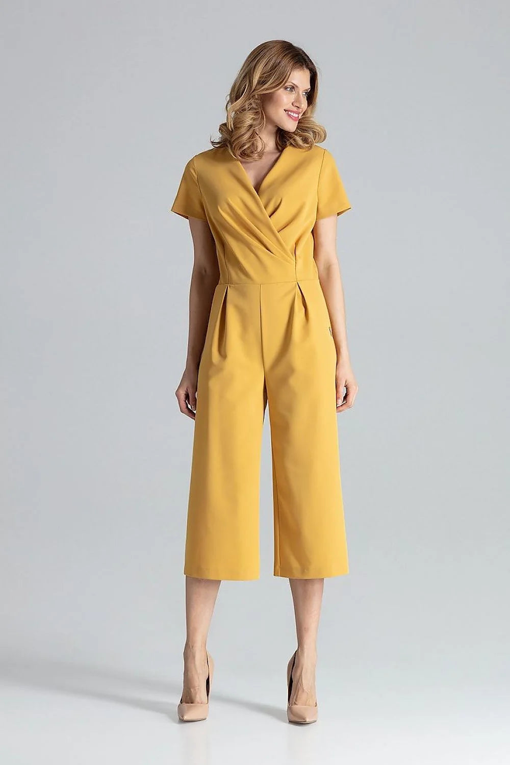 Figl combinaison corail vif cachecoeur manches courtes taille cintrée pinces soignées tissu fluide structuré polyester viscose poches latérales fermeture glissière