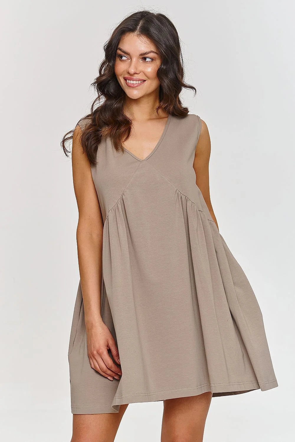 Robe de jour Makadamia sans manches en jersey beige taupe coupe ample casual chic femme