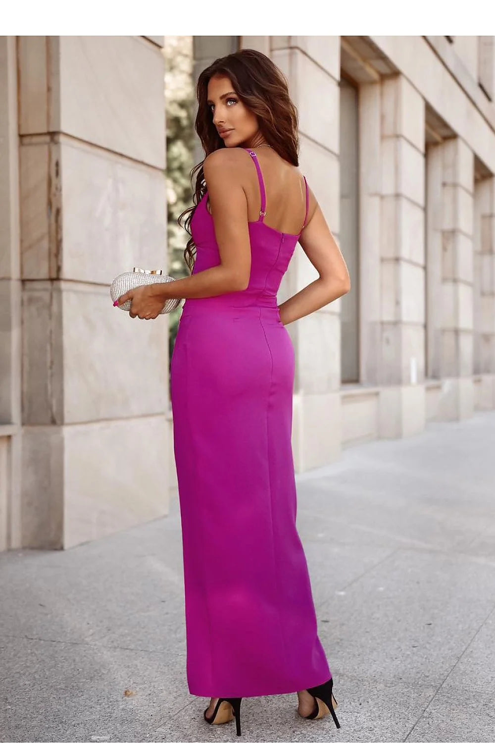 Robe longue soirée élégante décolleté cœur bretelles ajustables fente haute fermeture éclair dos nu femme