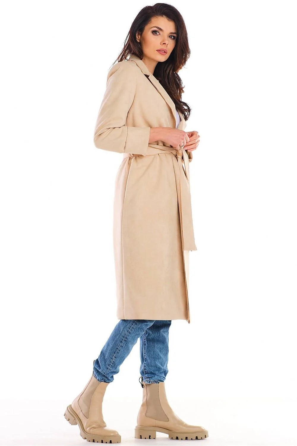 Manteau femme daim doux moderne rose pâle coupe droite élégant style urbain streetwear chic