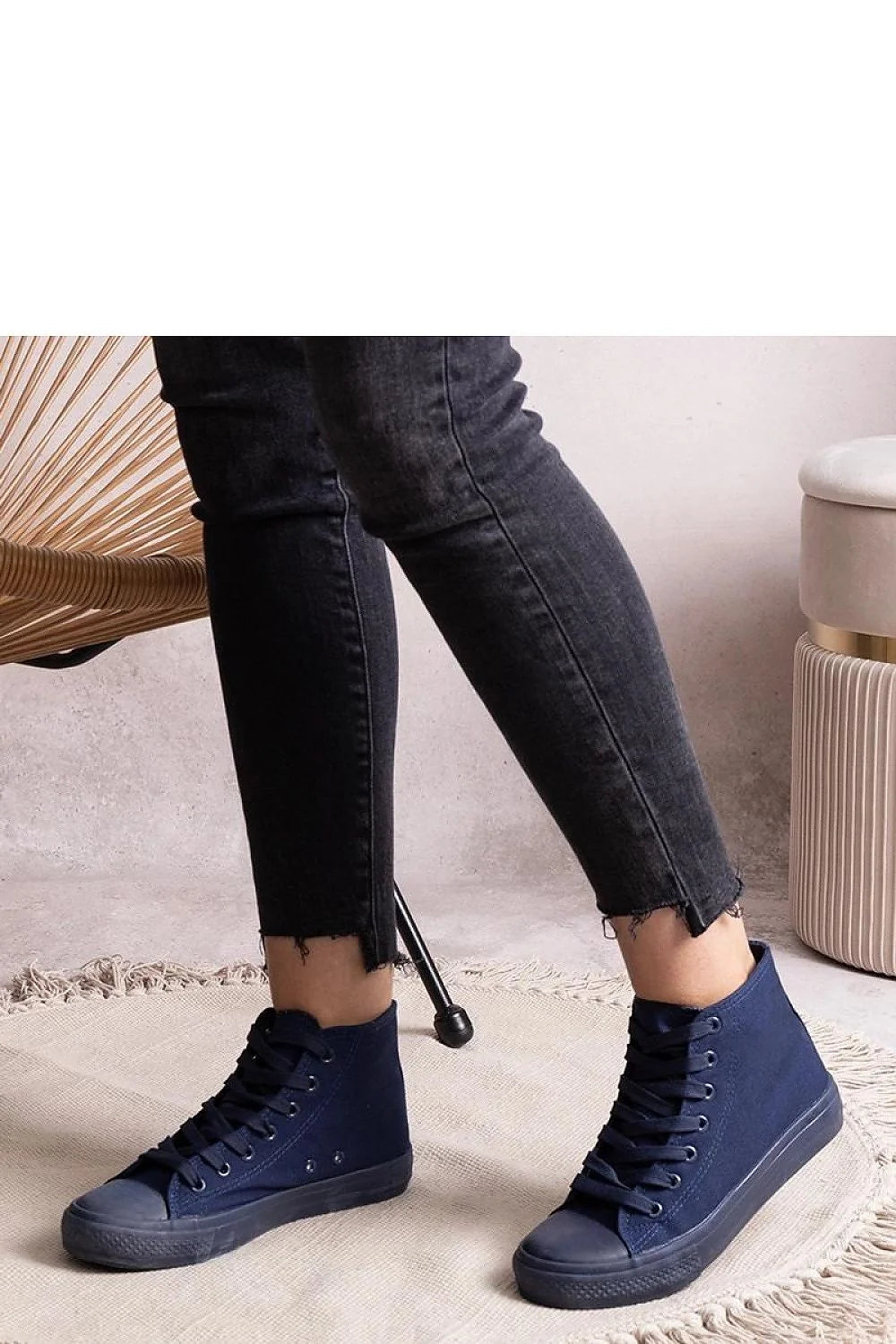 baskets montantes femme Solea élégante bleu marine toile semelle caoutchouc antidérapante lacets œillets métalliques bout renforcé maintien cheville