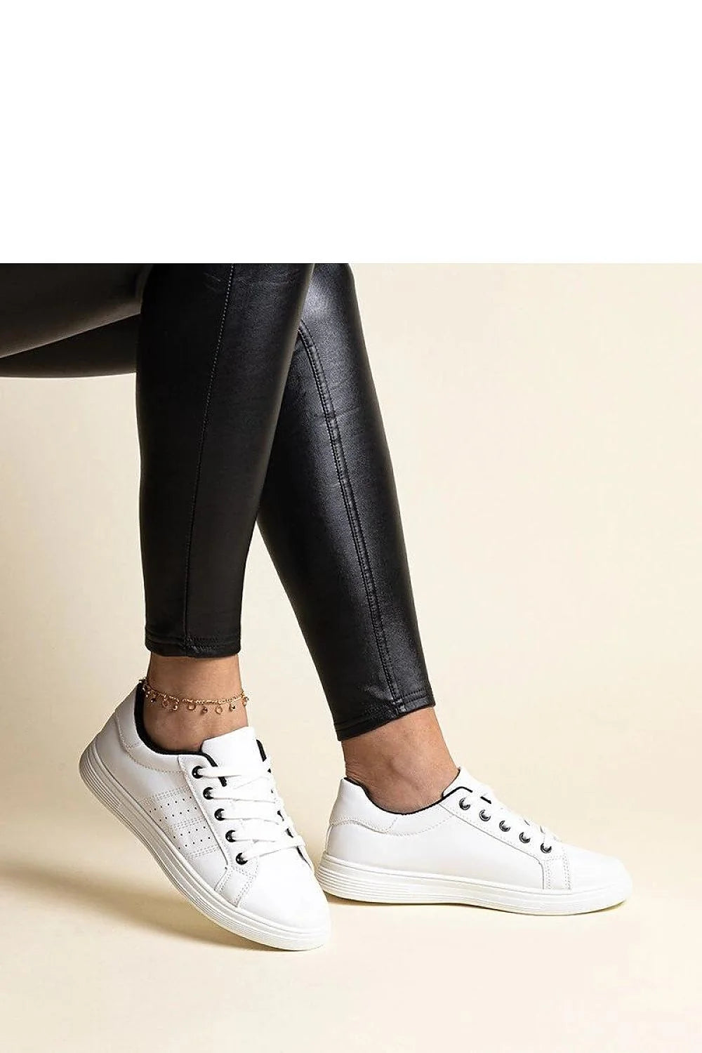 Baskets pour femmes design moderne épuré cuir écologique blanc confortable occasion quotidienne style décontracté