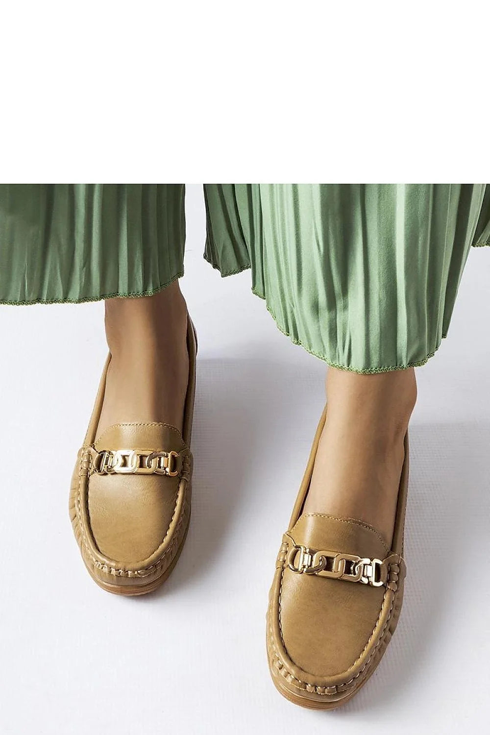 mocassins femme lerino classique moderne compensé camel cuir similicuir respirant confortable semelle crantée caoutchouc chaîne dorée couture mors élégant polyvalent