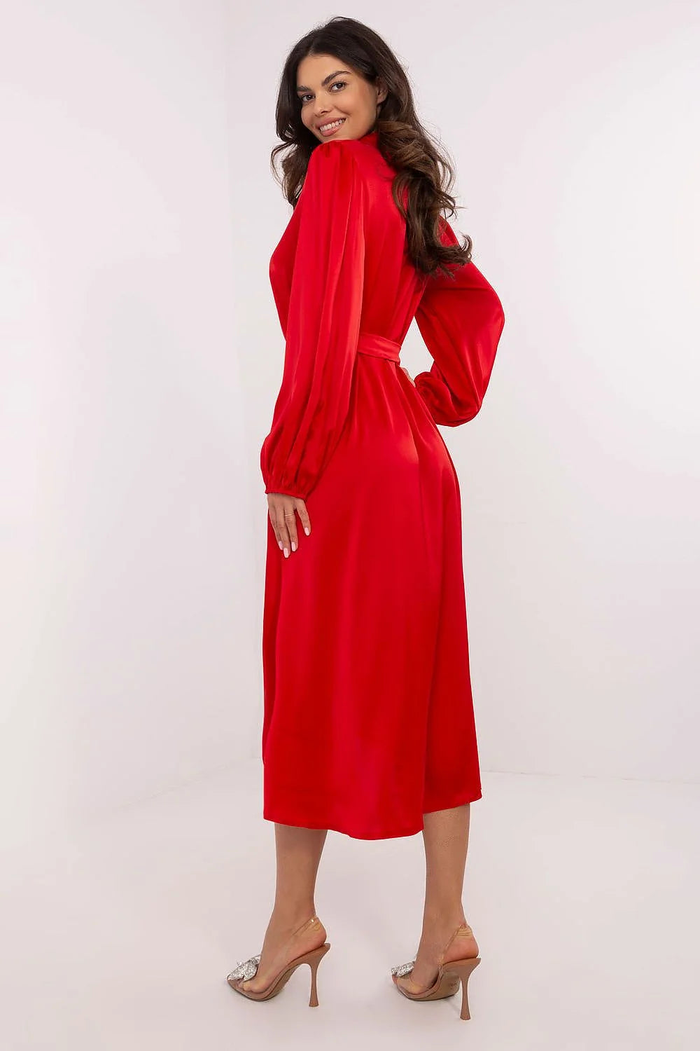 Robe de cocktail Lakerta élégante longue manches longues dos asymétrique couleur rouge vif tissu satiné ceinture ajustable femmes