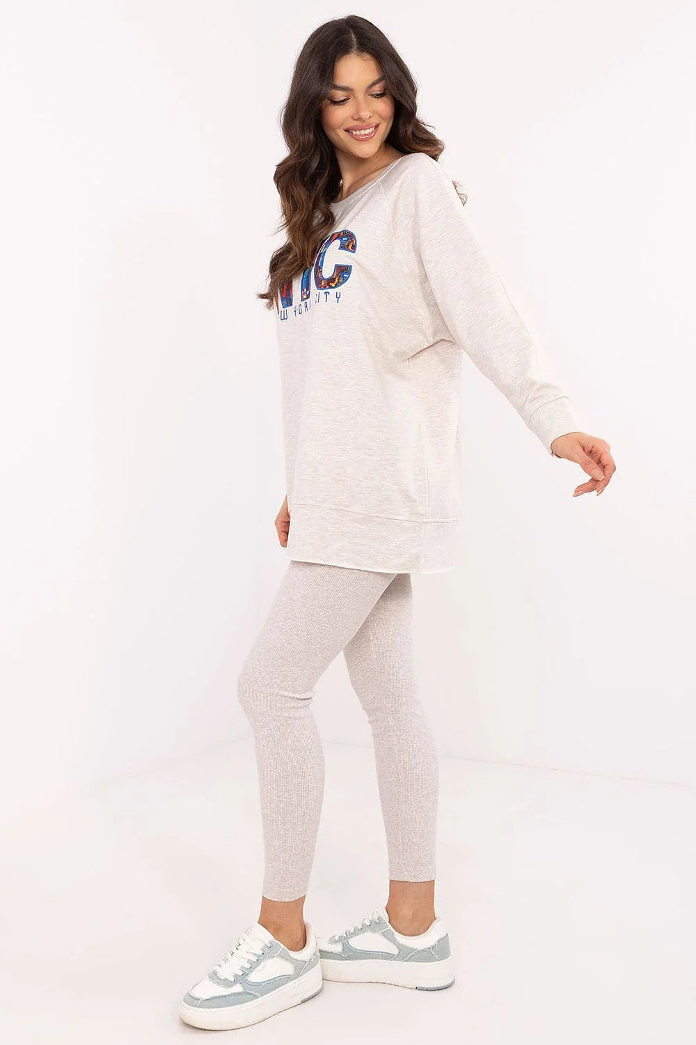 Ensemble urbain décontracté pour femme, sweat-shirt graphique NYC, leggings taille haute, style moderne et confortable