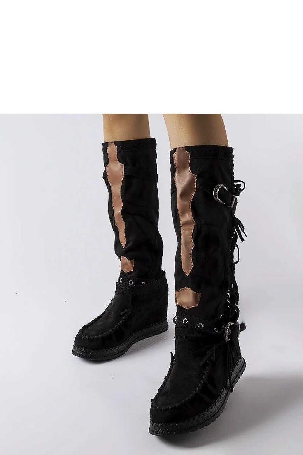 Bottes cothurnes bohèmes en daim noir avec franges et découpes, style rustique, talon compensé, femmes, hiver