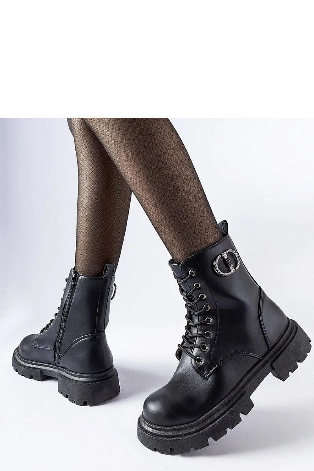 bottes trappeur solea combat cuir noir synthétique mat semelle crantée caoutchouc antidérapante hauteur cheville lacets œillets zip latéral