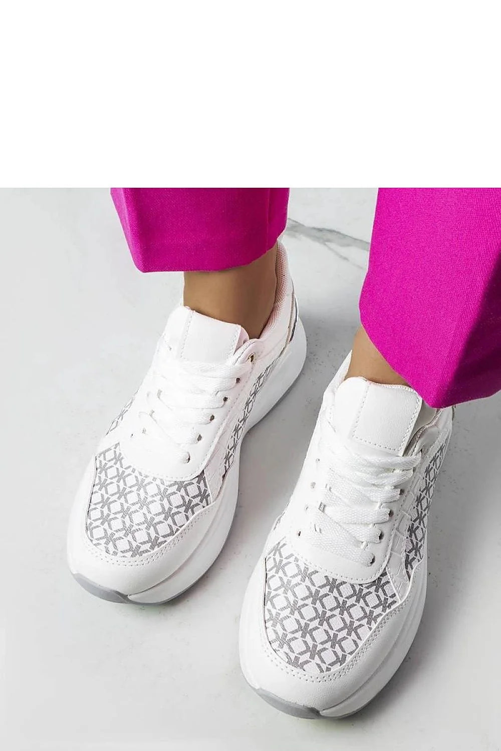 Baskets Solea blanches cuir blanc motifs argentés semelle caoutchouc grise fermeture lacets design moderne élégant femmes été