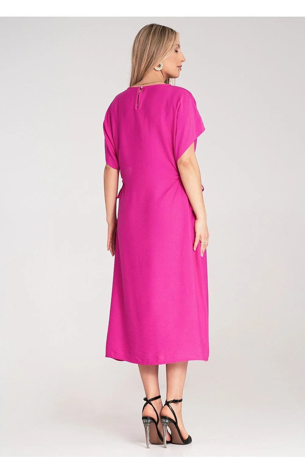Robe midi élégante en viscose fuchsia coupe droite manches courtes kimono liens à la taille femme moderne