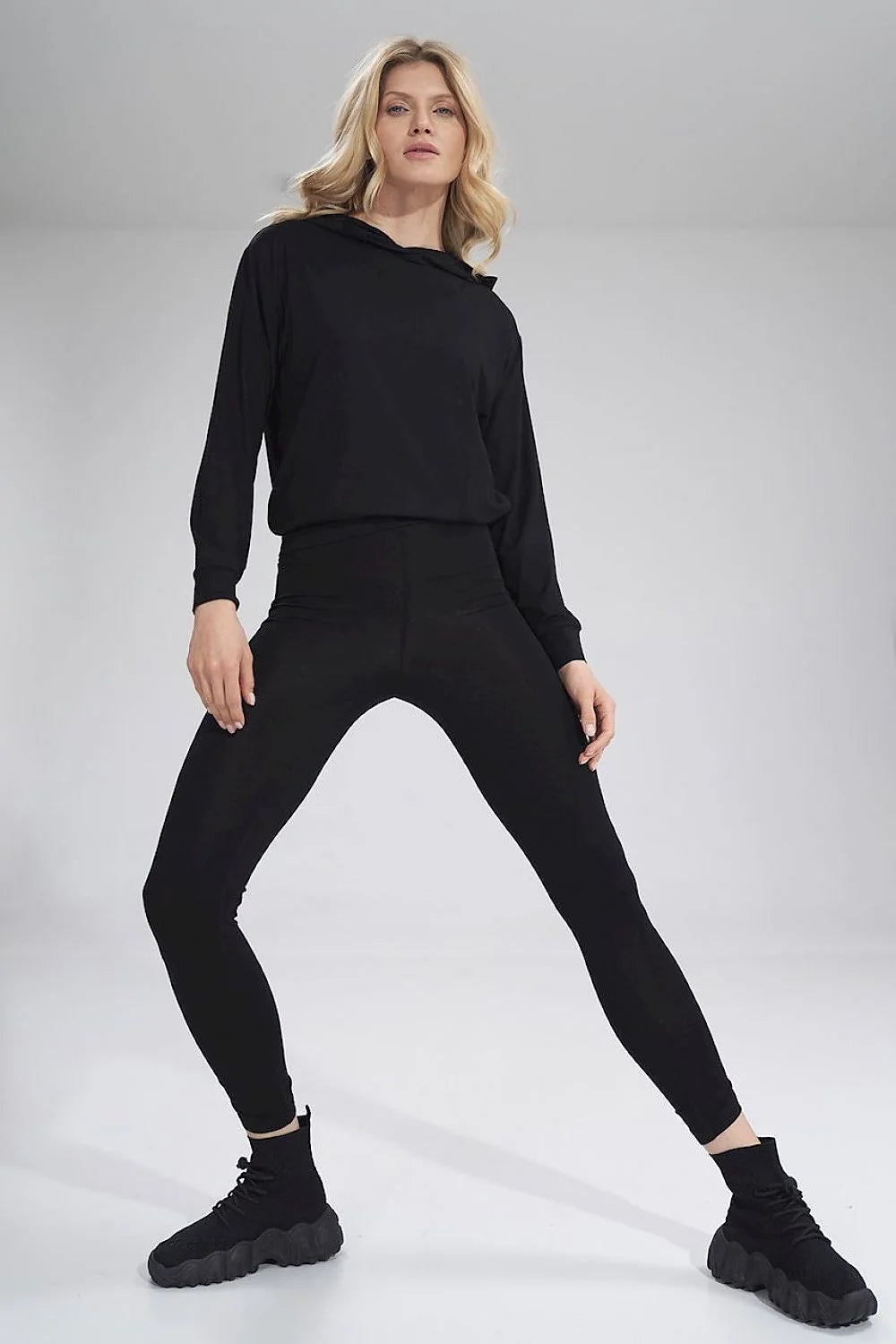 Ensemble loungewear jersey gris clair minimaliste confortable hoodie leggings ajustés taille haute femme tendance