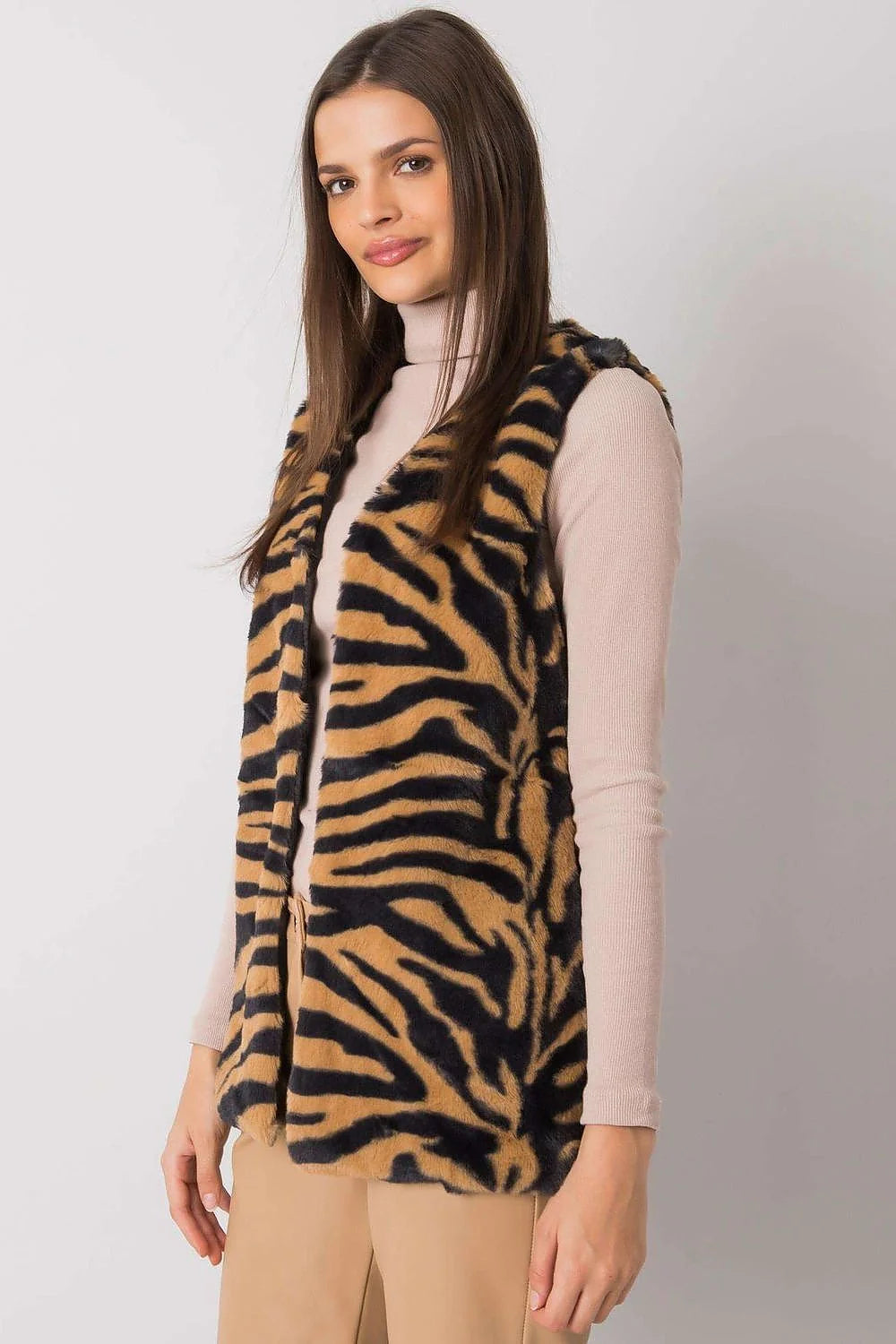 gilet femme fausse fourrure polyester sans manches imprimé tigre camel noir coupe droite ouverte longueur hanches