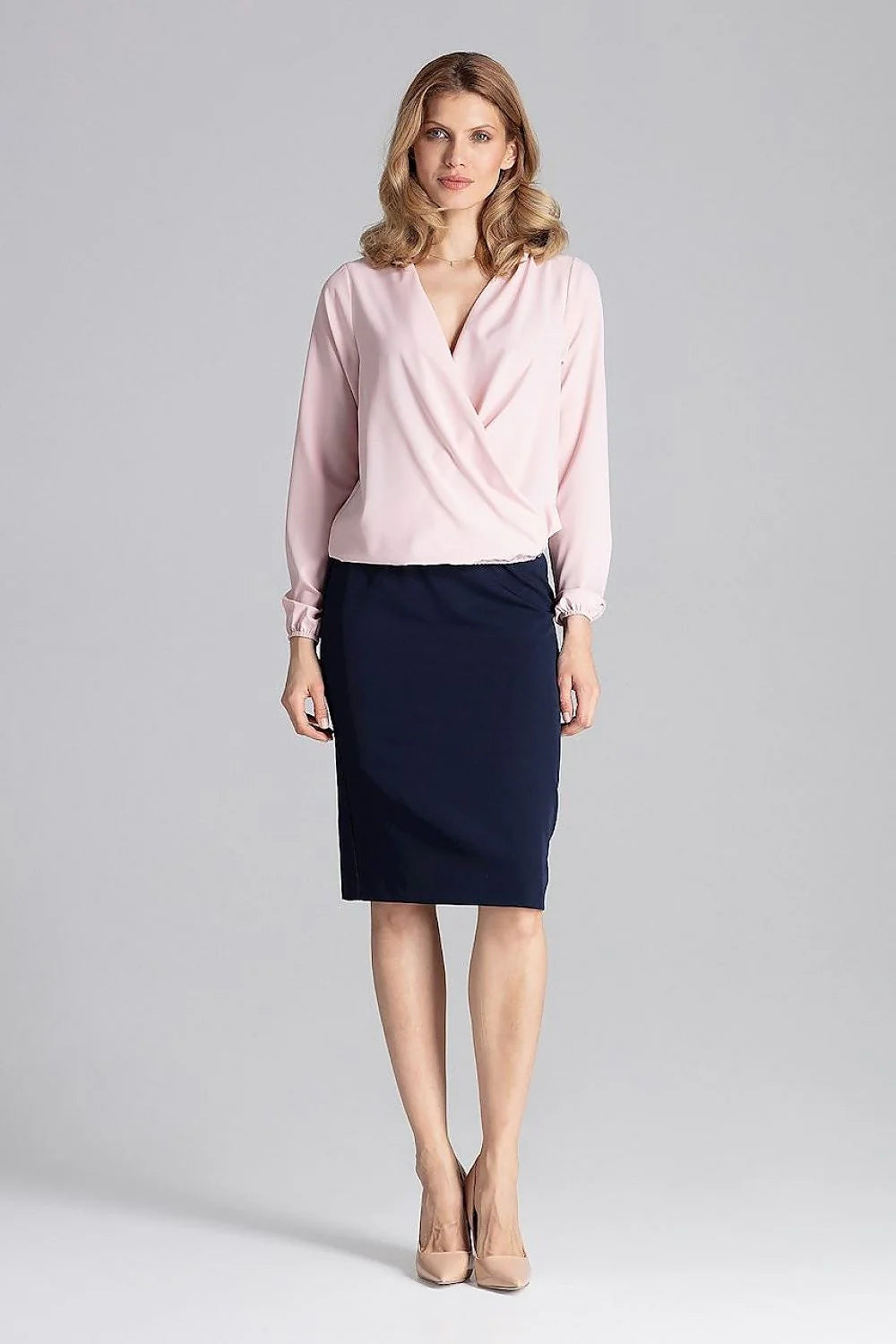 Chemisier Figl dentelle délicate encolure enveloppante féminine élégance manches bandes élastiques confort polyester élasthanne stretch doux léger ajustement flatteur