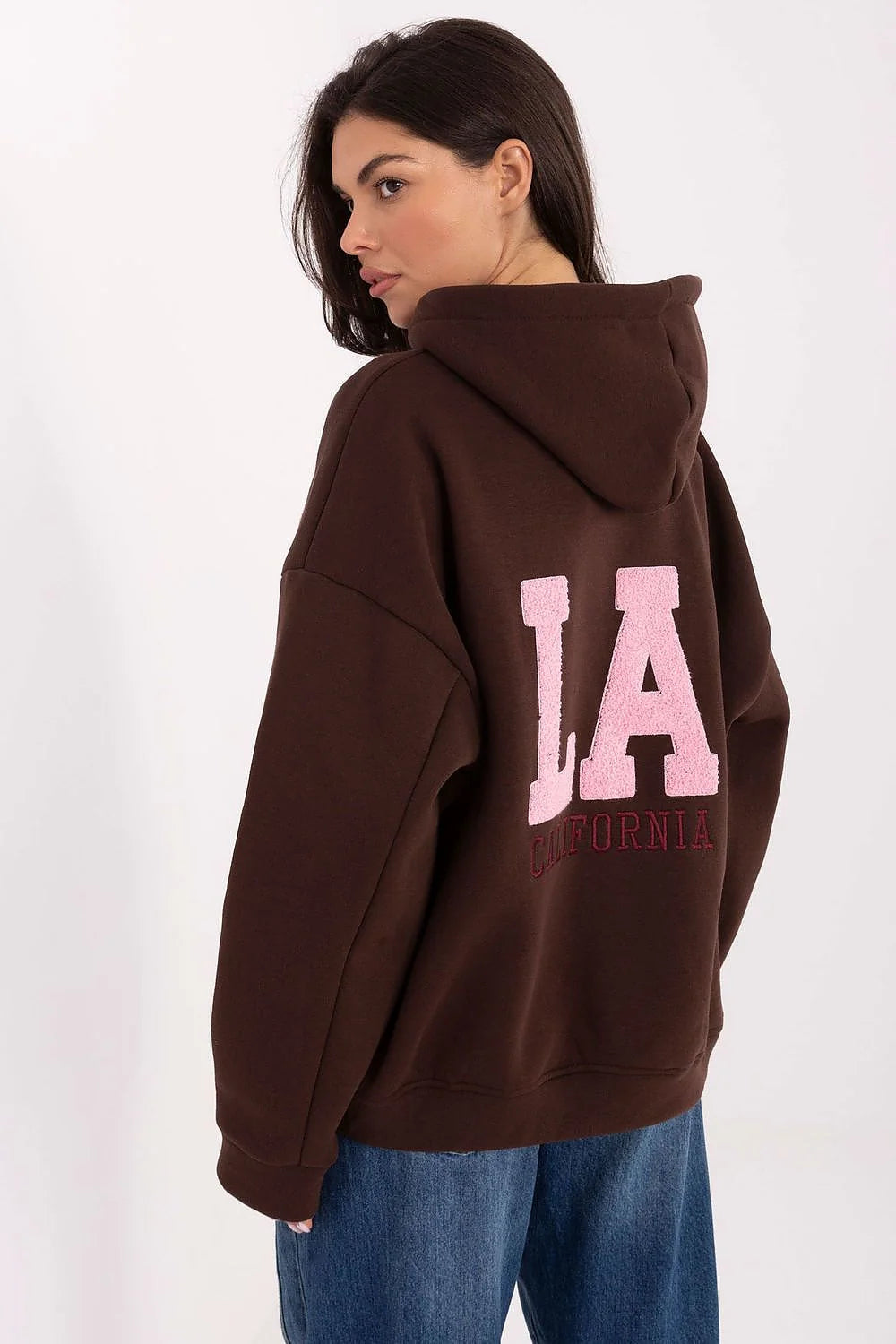 sweatshirt femme oversize molleton marron capuche monogramme chenille rose broderie coton polyester manches longues épaules tombantes bordscotes streetwear cosy chaud