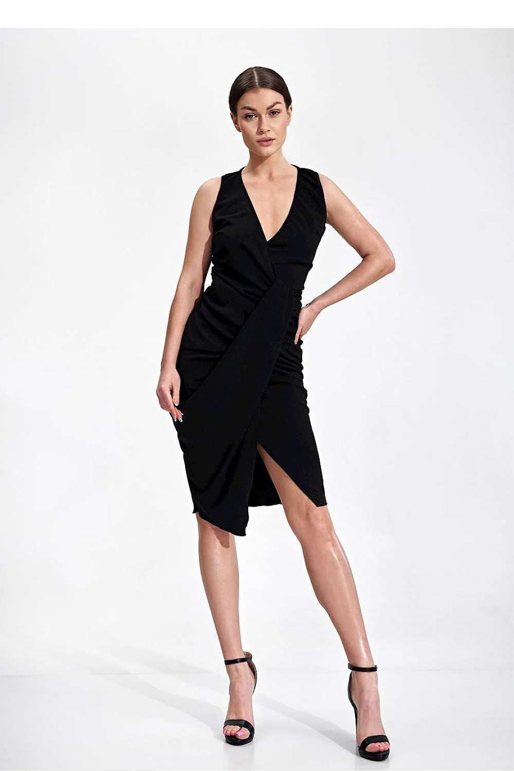 robe cocktail élégante sans manches encolure enveloppe décolleté plongeant bleu royal tissu stretch drapé froncé latéral fente genou