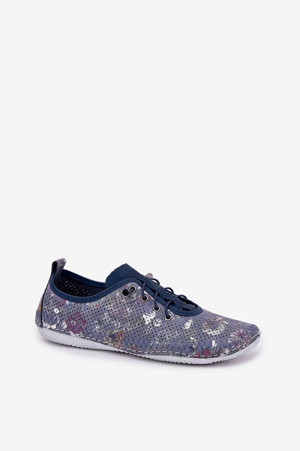 Chaussures basses pour femmes en cuir synthétique, design contemporain, motifs multicolores, perforations, confort, style décontracté, printemps été