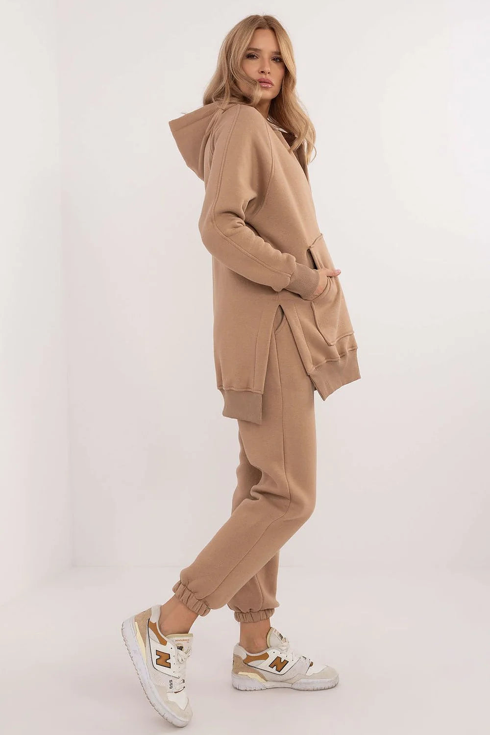 Ensemble décontracté pour femme automne-hiver, matière douce, style casual, couleur camel, sweat à capuche et pantalon joggers