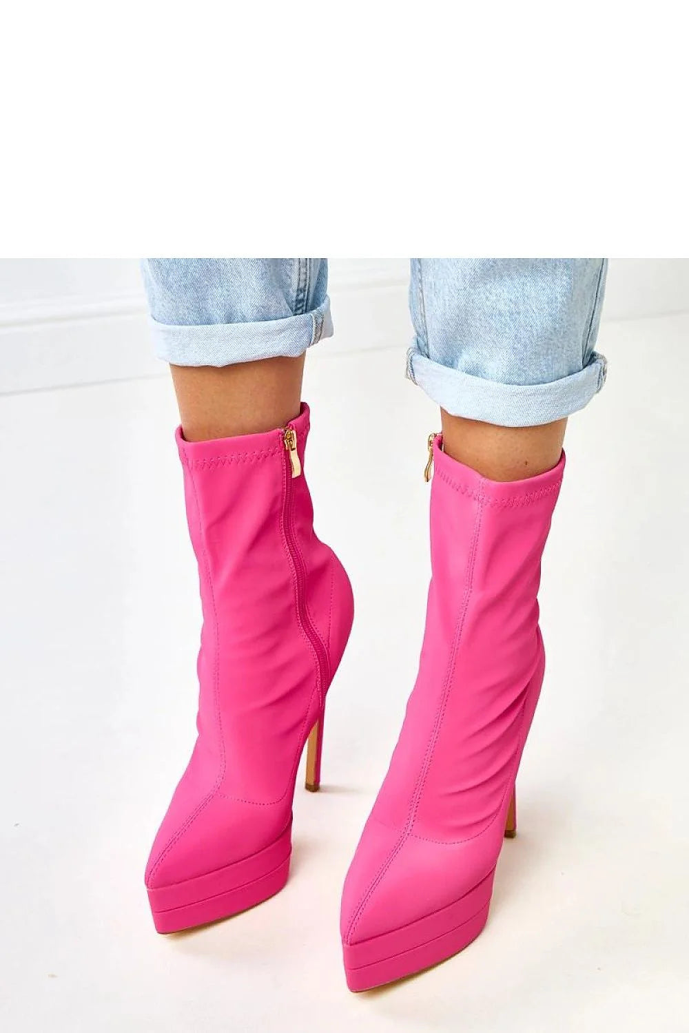 bottines montantes femme fuchsia vif talon aiguille haut plateforme avant tige stretch lisse sockboot bout pointu fermeture éclair latérale dorée