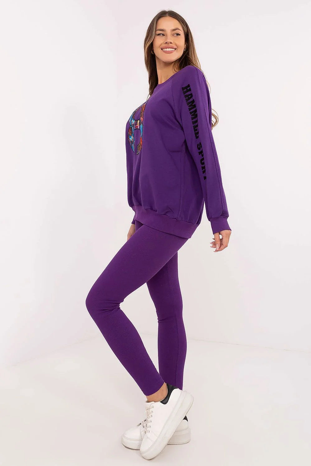 ensemble femme sweatshirt oversize violet imprimé multicolore grandnumero8 manches longues inscription HAMMILLSPORT bordcotes leggings slim extensible confortable urbain