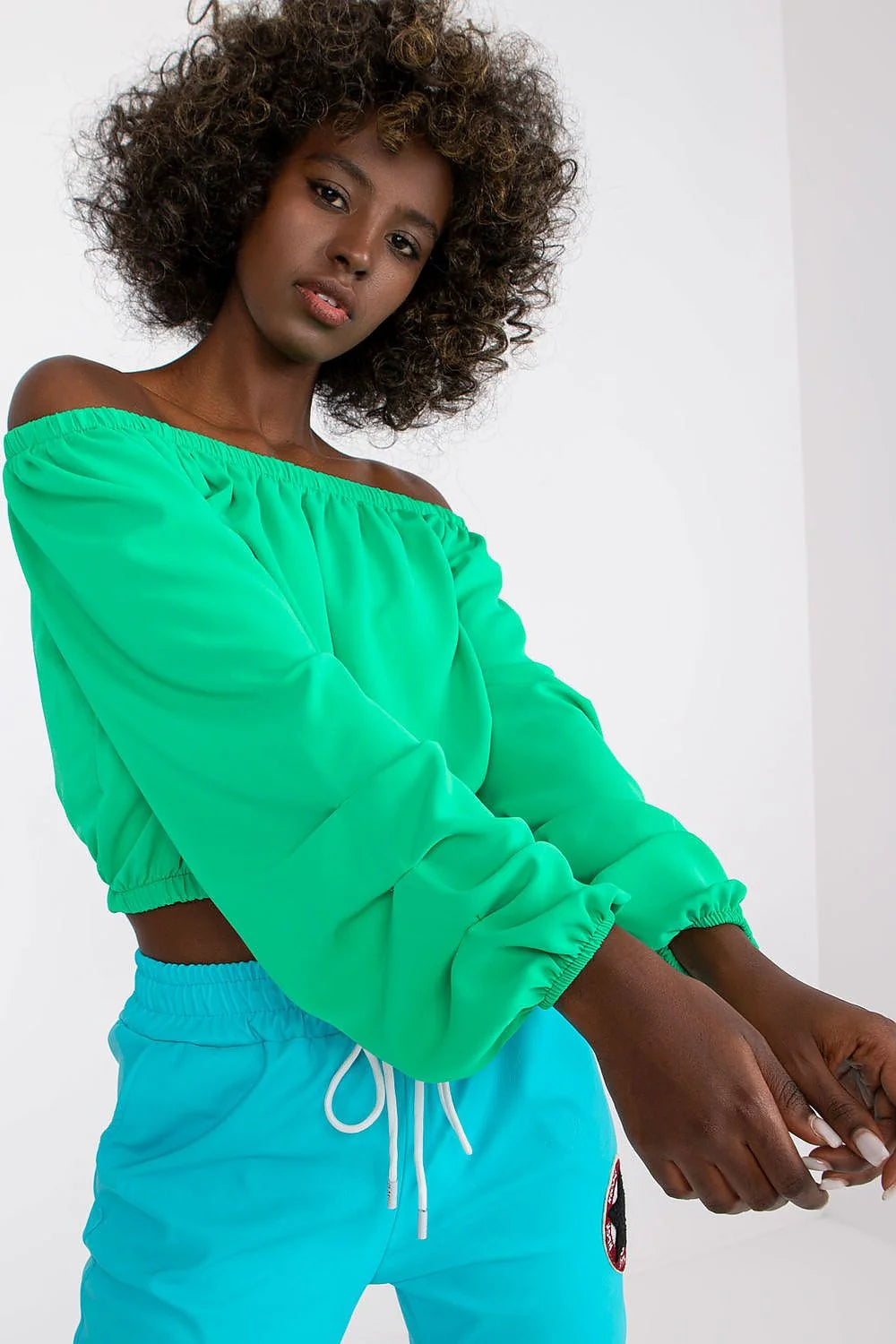 Chemisier à épaules nues style moderne manches longues en polyester 100% pour femmes été tendance Italie Moda