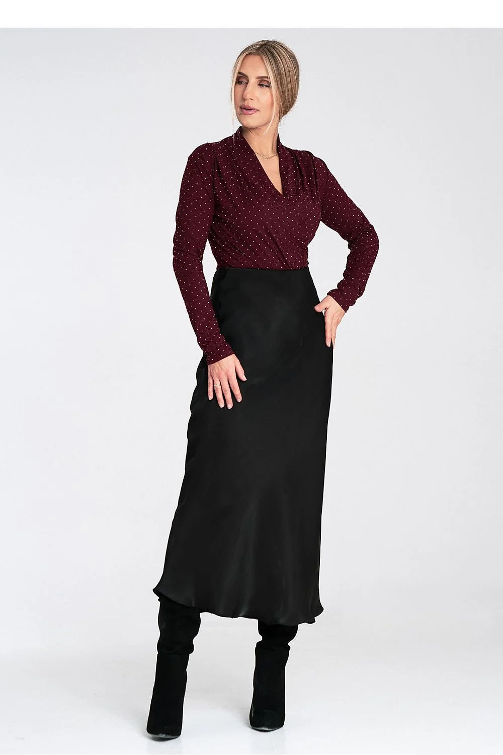blouse cache coeur manches longues bordeaux pois blancs décolleté V croisé coupe ajustée maille stretch fluide tombé élégant