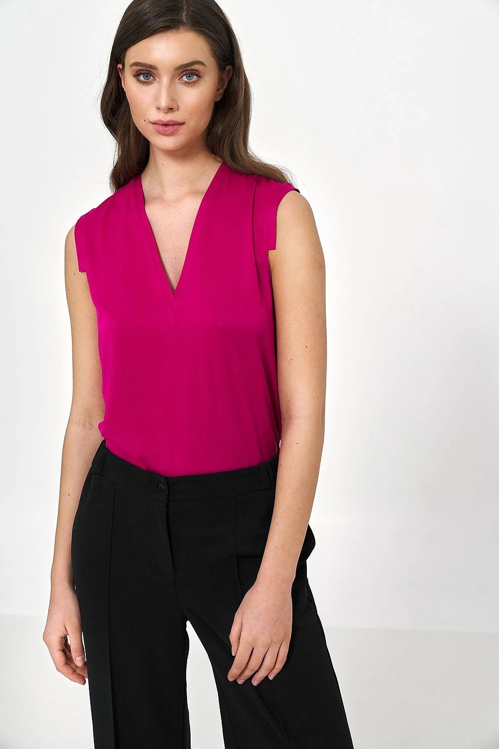 Chemisier Nife sans manches col V couleur fuchsia viscose 100% Taille 36-42 femme style soft office casual
