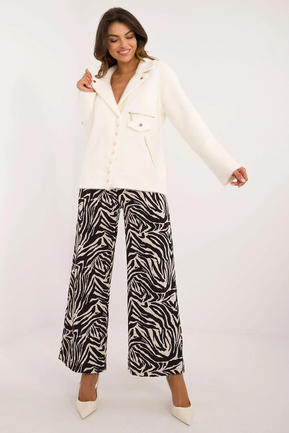 Veste élégante pour femme en mélange de laine longues manches blanche cassée poches zippées modernes occasionnels formelles