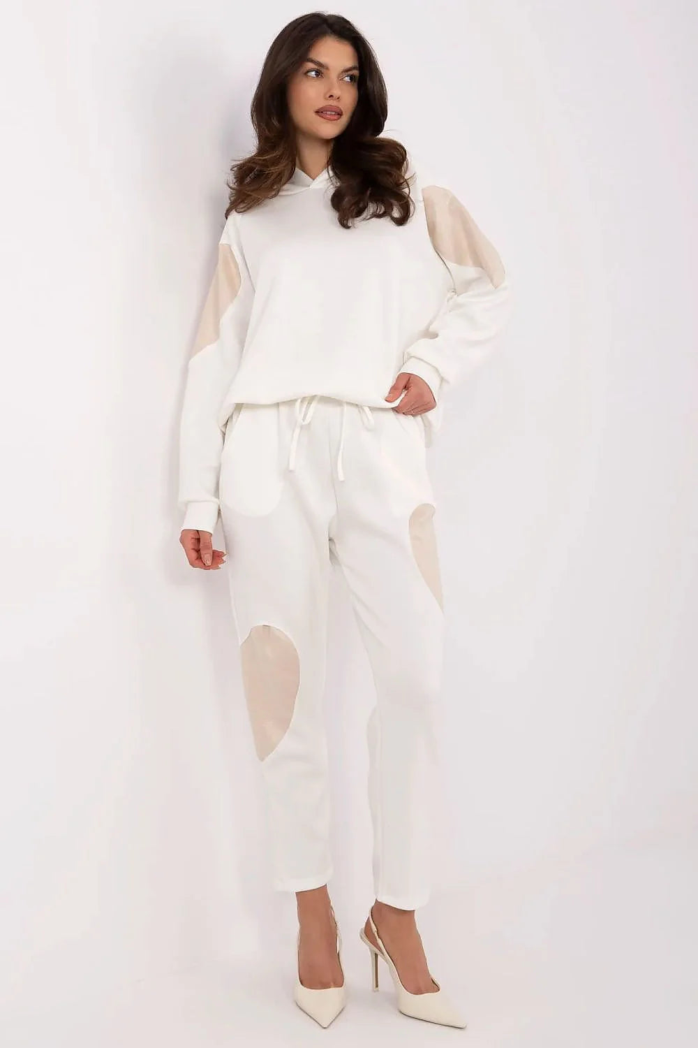 Ensemble Italy Moda pour femme en blanc avec cœurs beige, sweat à capuche, pantalon taille haute, confortable et stylé
