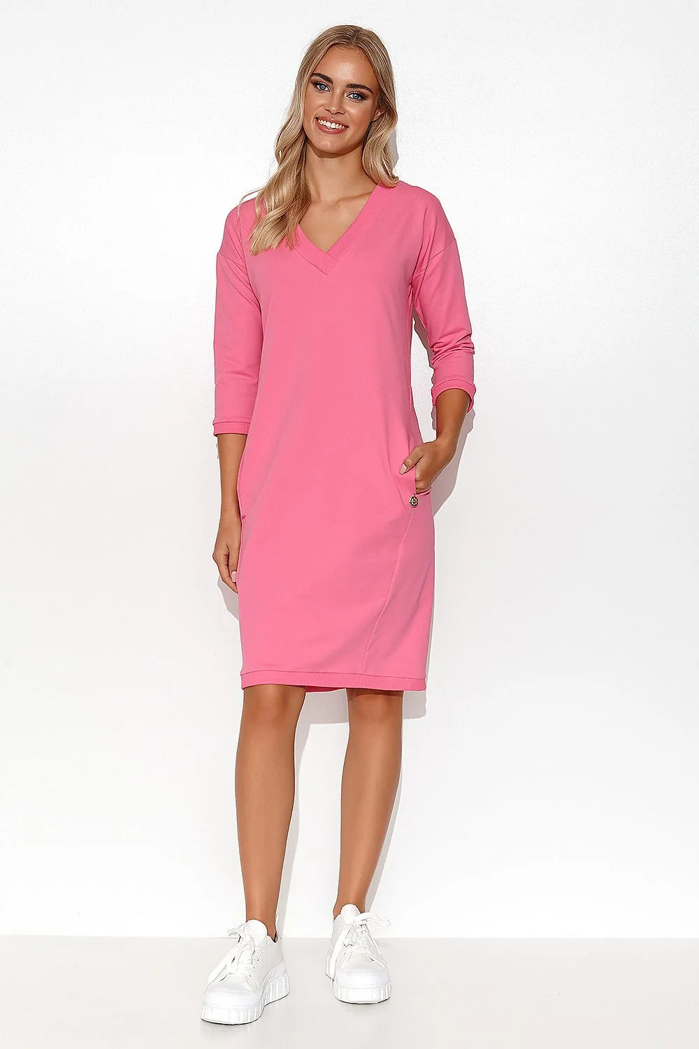 robe jour Makadamia blanche jersey stretch coton elasthanne col V manches trois quarts poches latérales bouton doré coupe droite