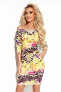 Robe élasthanne motif léopard multicouleur coupe ajustée longueur mi-jambe encolure bateau manches 3/4 cordon taille finitions