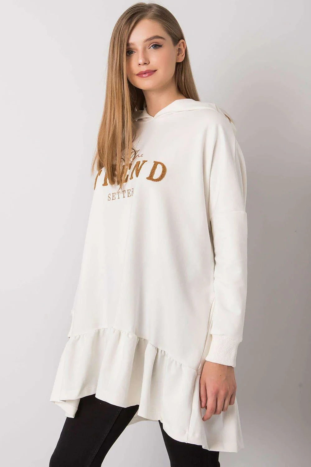 Sweat à capuche oversize coton blanc confortable tendance manches longues pour style décontracté féminin chic