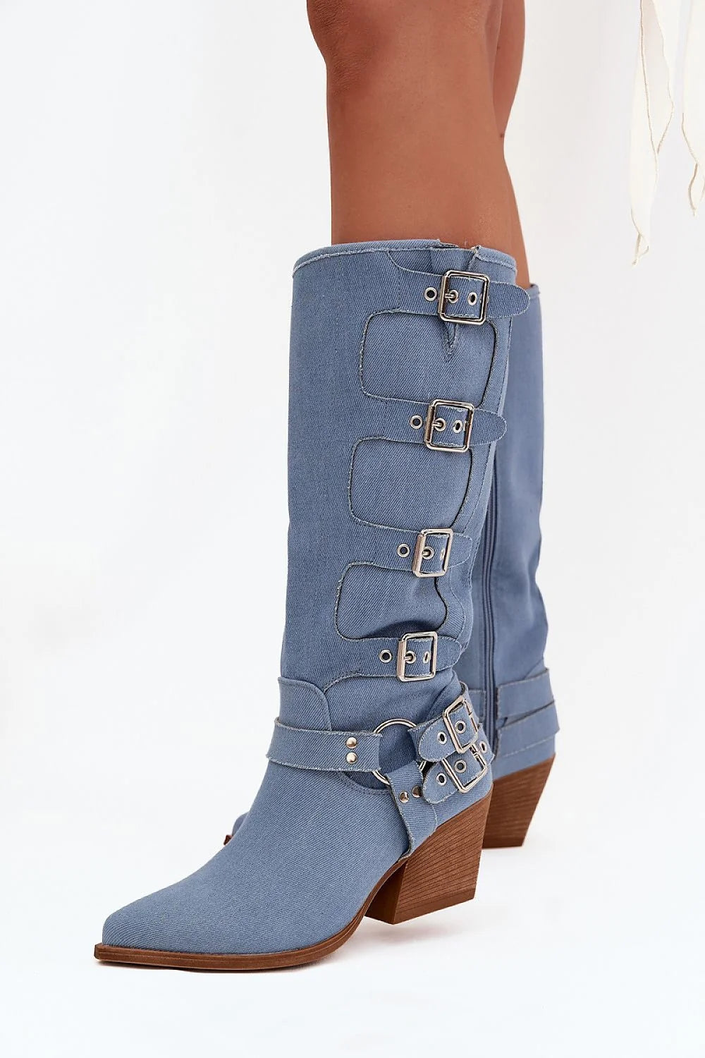 bottes cowboy western femme mi mollet denim bleu clair bout pointu talon poteau moyen effet bois boucles réglables