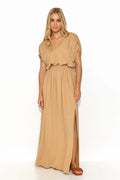 Robe de jour Makadamia en maille légère robe longue été style décontracté encolure en V manches courtes beige sable fente latérale femme