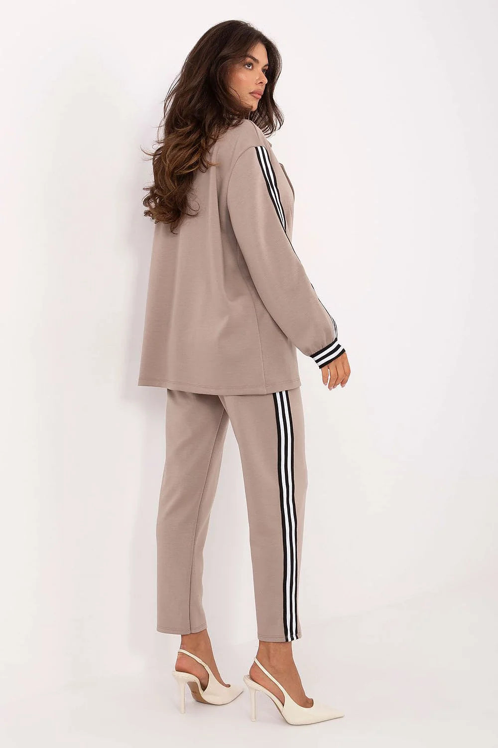 ensemble casual femme maille beurre doux blazer oversize manches longues broderie poitrine pantalon fuselé taille haute poches latérales cordon serrage