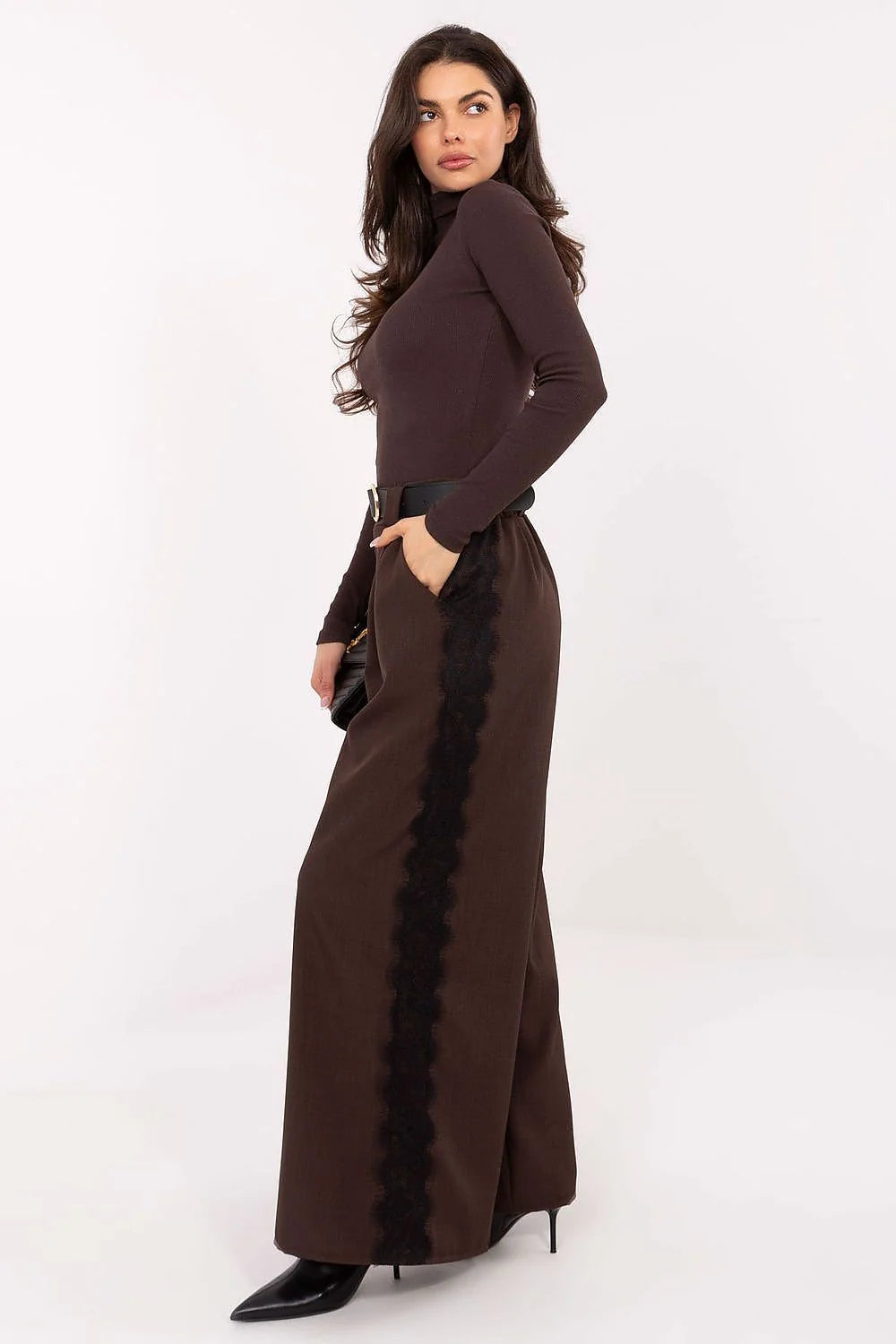 pull col roulé côtelé marron femme manches longues slim maille fine stretch coton élasthanne doux ajusté