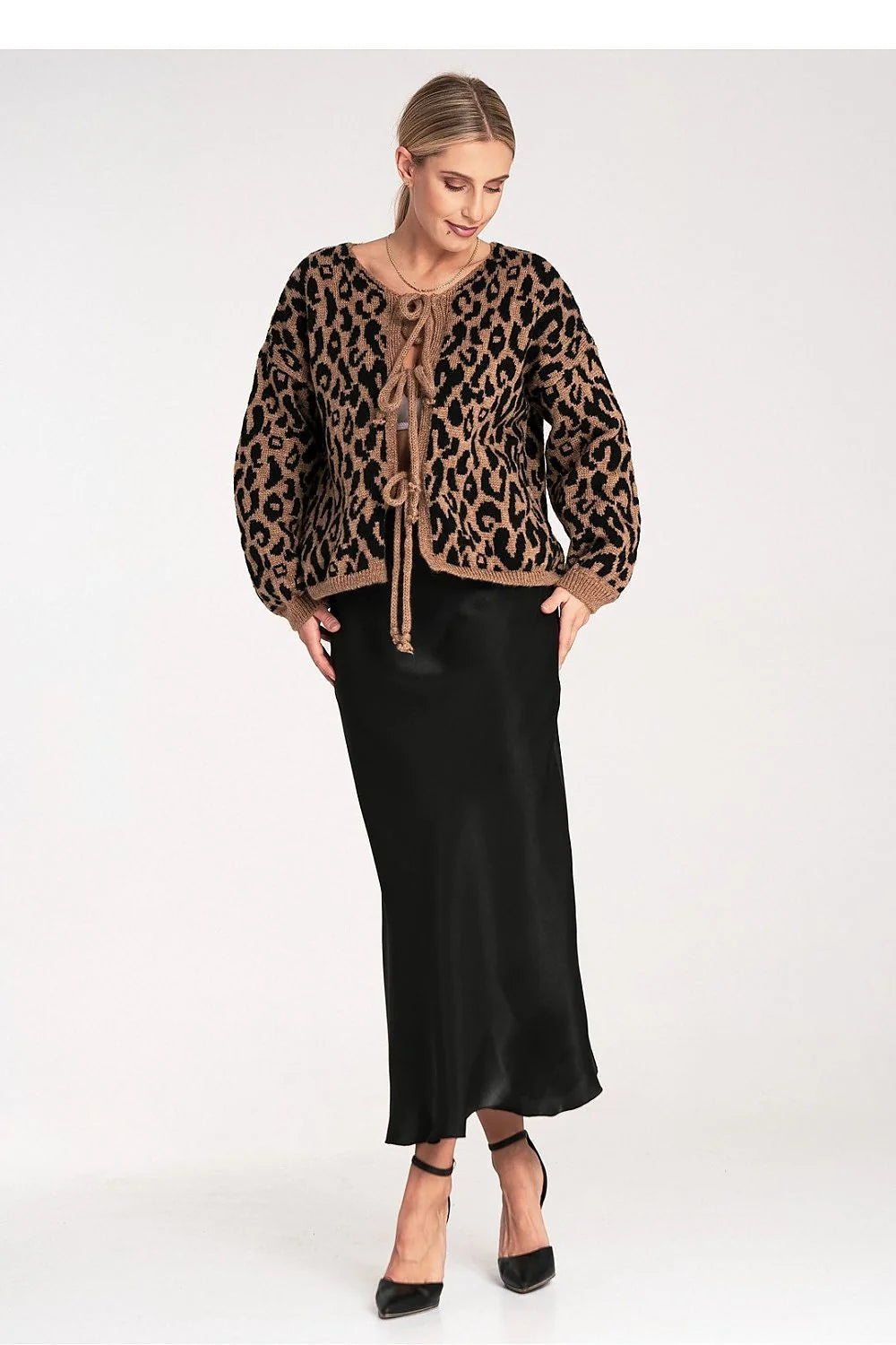 gilet cardigan femme léopard marron noir maille jacquard épaisse coupe courte ample boxy manches bouffantes bords côtelés