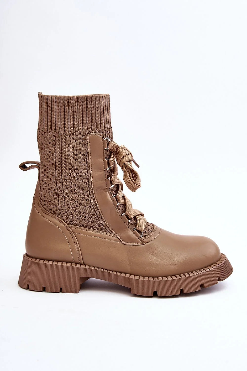 Bottines femmes design moderne automne-hiver confort cuir écologique maille lacets plateforme talon plat style urbain sophistiqué élégance polyvalent