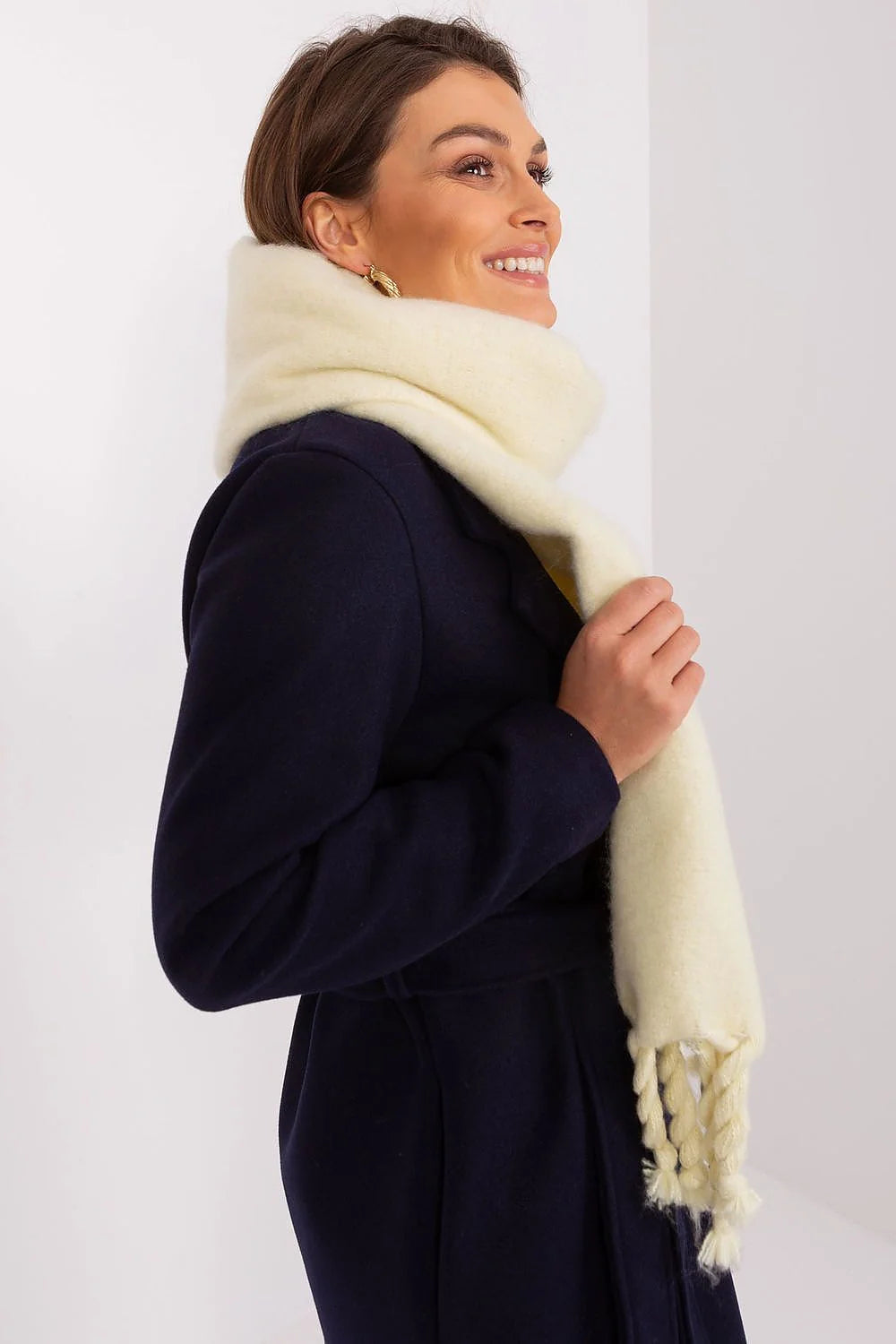 Écharpe enveloppante en laine douce crème clair pour femmes, franges torsadées, style polyvalent automne hiver