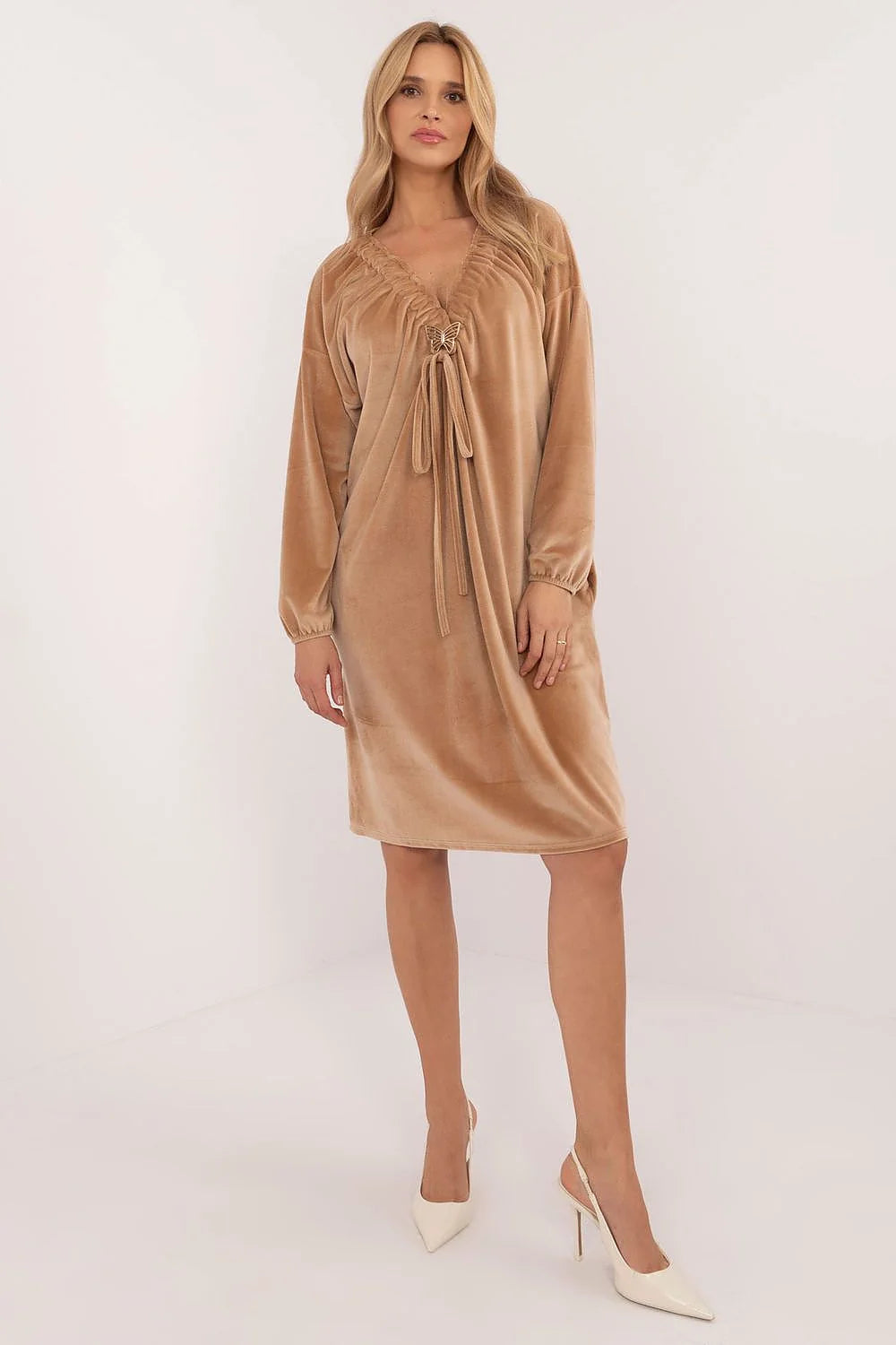 Robe de jour élégante en velours beige longues manches encolure en V noeud robe polyvalente pour femme