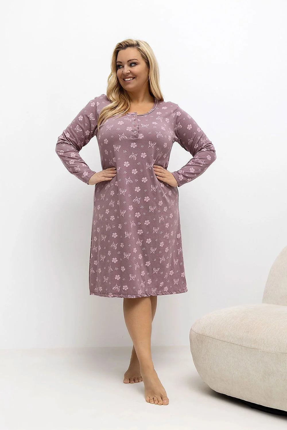 chemise nuit grande taille coton manches longues col rond boutons fleurs papillons mauve mi mollet coupe droite confort