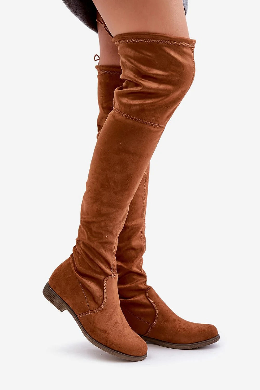 Bottes cuissardes daim écologique style élégant confort automne hiver femmes tendances mode chic casual