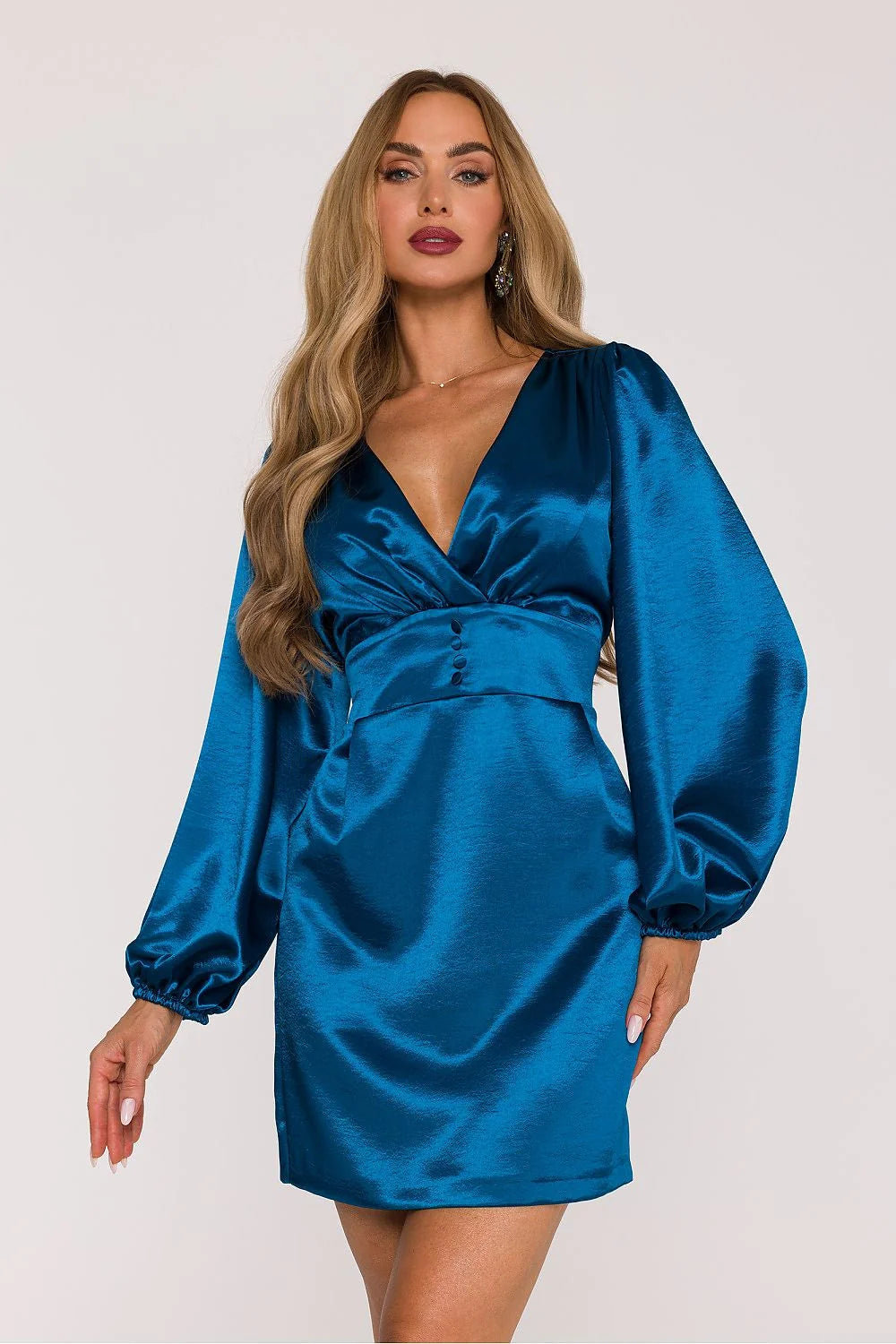 robe mini courte satinée féminine élégante moderne bleu canard portefeuille décolleté plongeant manches bouffantes longues élastiquées ceinture large boutons recouverts