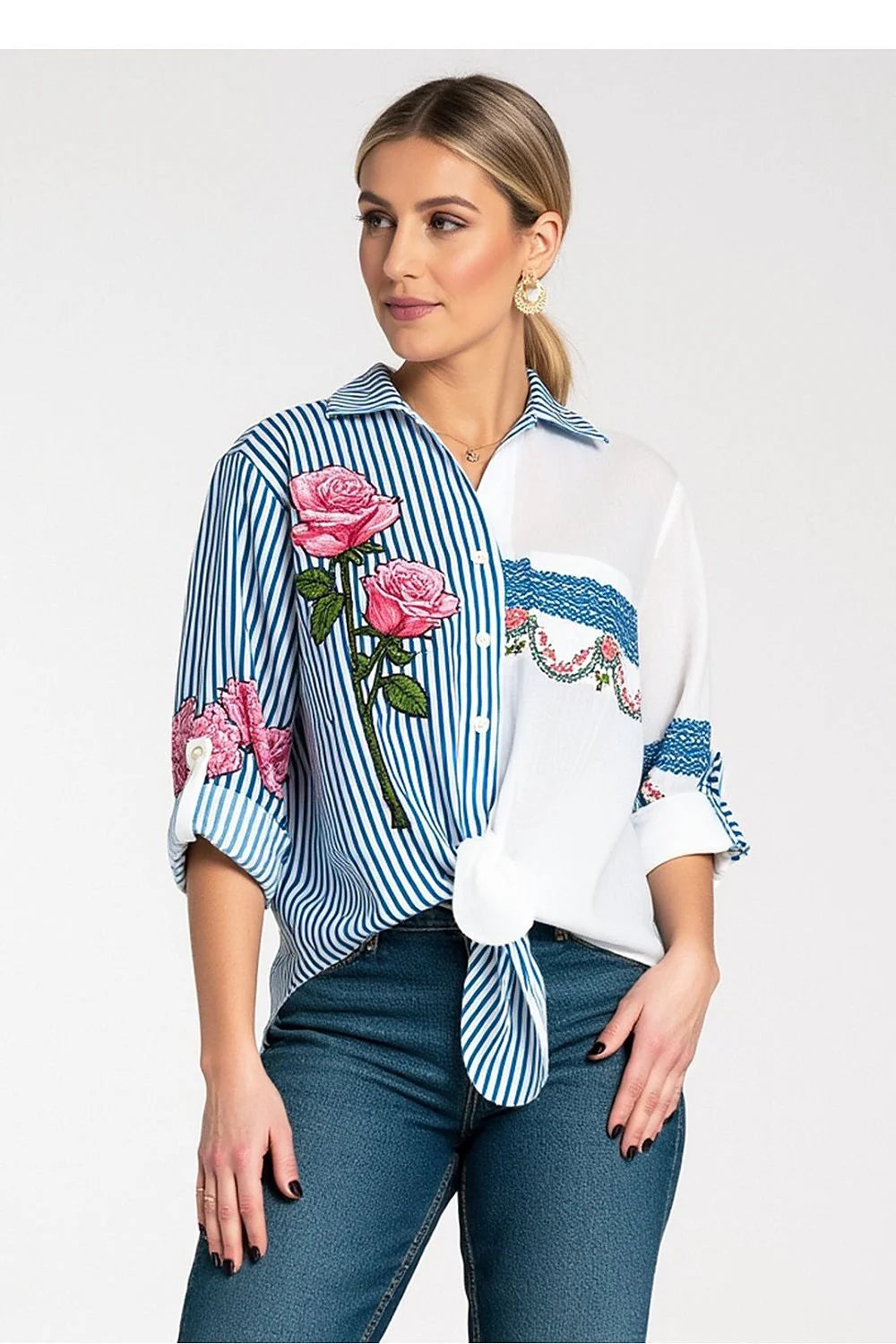 chemise femme asymétrique rayures bleu blanc broderies florales rose polyester léger manches troisquarts retroussables col classique boutonnée lien noué frontal