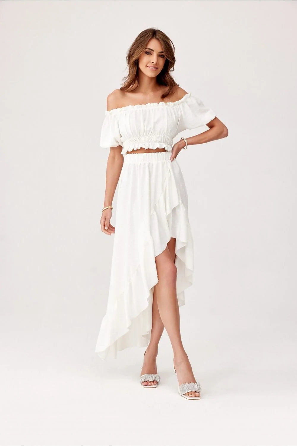 Ensemble fashion femme crop top épaules ouvertes volants asymétrique jupe longue summer coton blanc élégant romantique